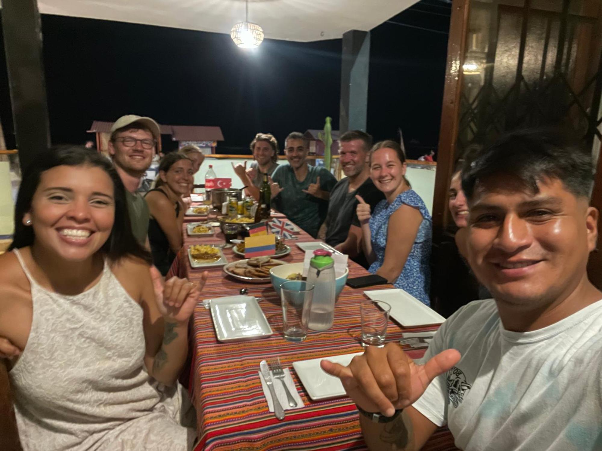 Totora Surf Hostel 후안차코 외부 사진